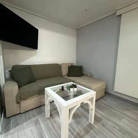 4 Seasons House *